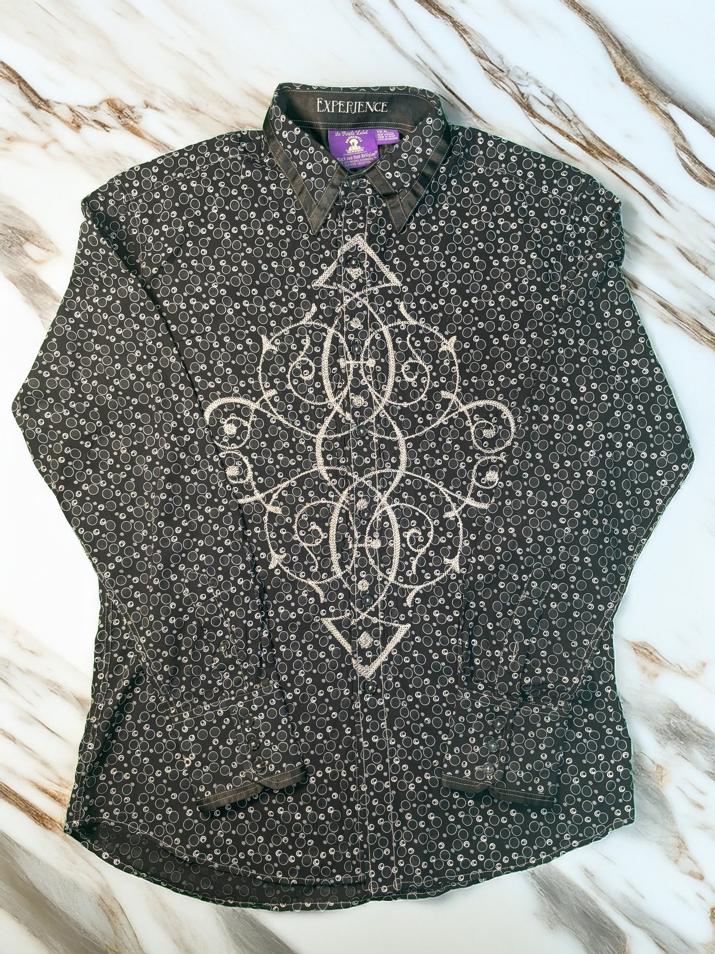 【EXPERIENCE】芸術刺繍が魅せる唯一無二コットンシャツ
