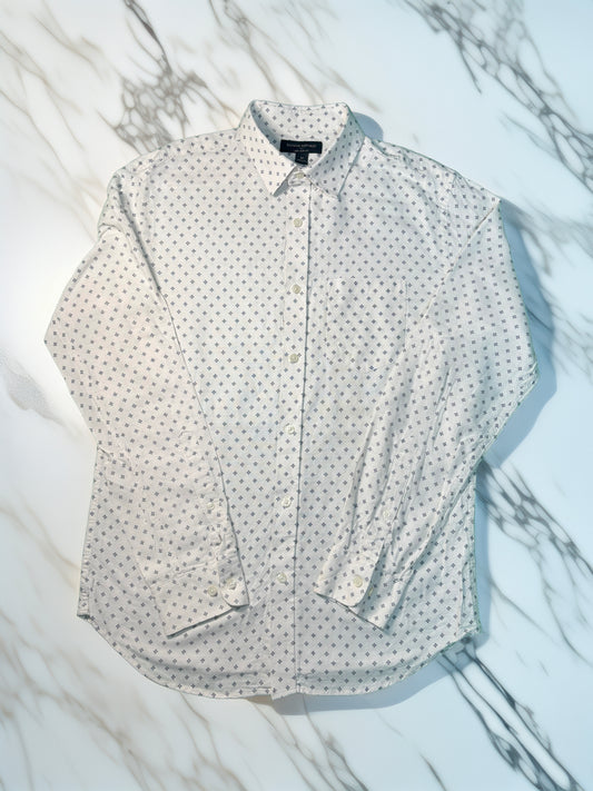 【BANANA REPUBLIC】高級感漂うリネンシャツ 美シルエットで高品格