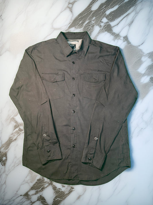 【RVCA】極上の肌触り 無地シャツ スマートカジュアルに