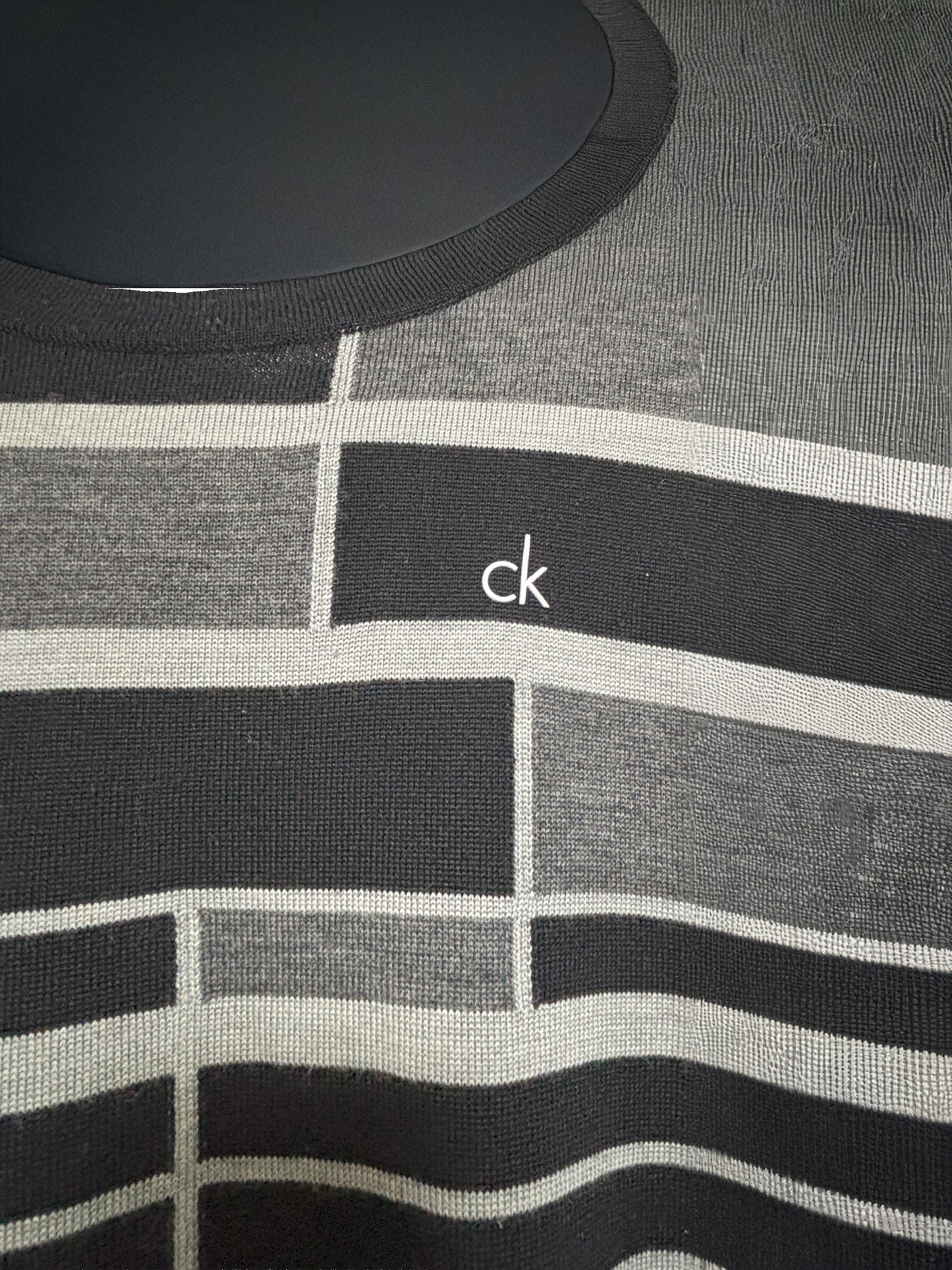 【calvin klein】日本製　上質"毛"ジオメトリックセーター
