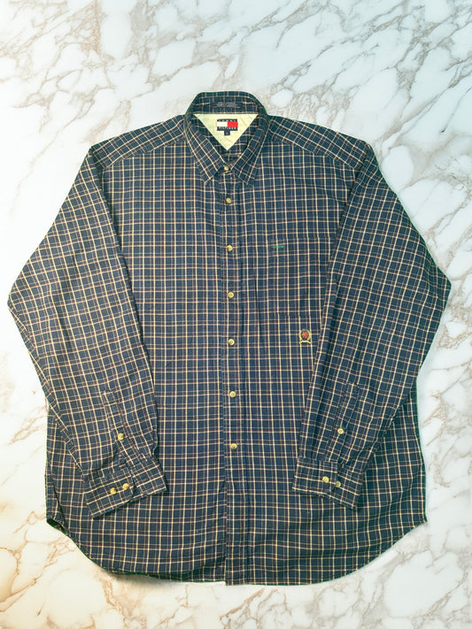 【TOMMY HILFIGER】洗練された肌触り！刺繍入りコットンチェックシャツ