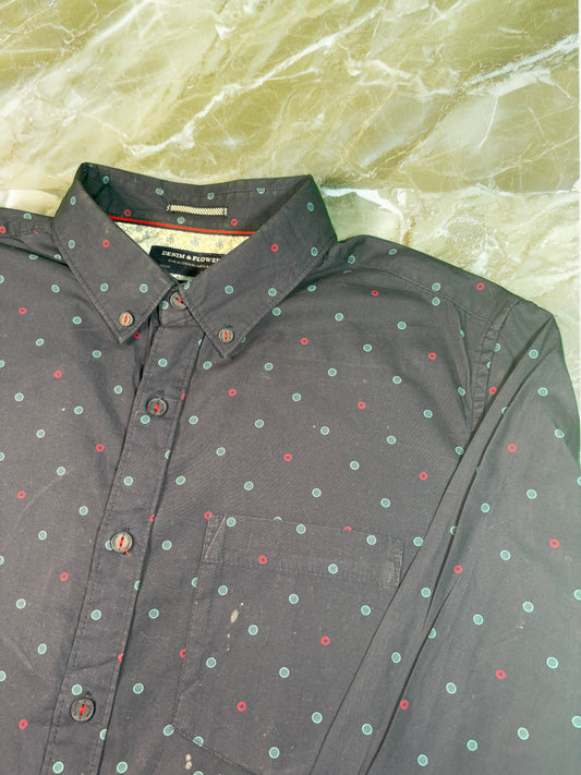 【DENIM＆FLOWER】シックなドット柄。高品質コットンメンズシャツ。